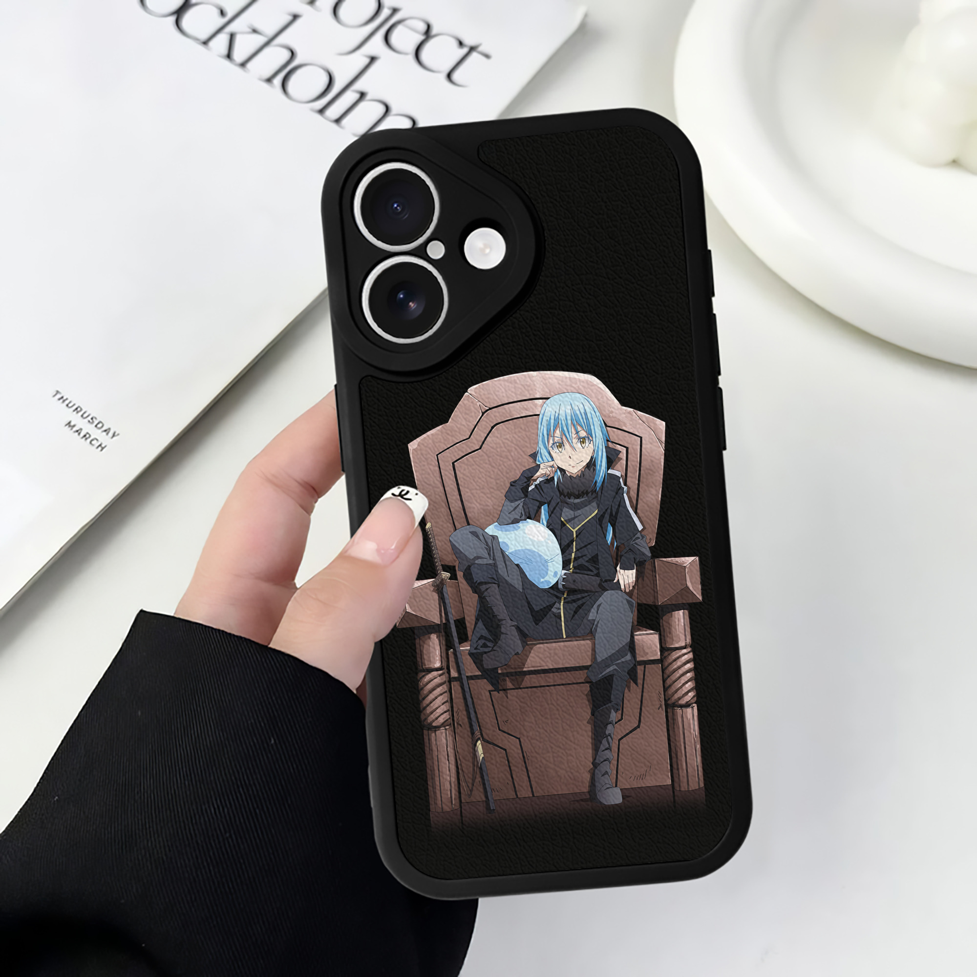 （画像用） 転スラ Regarding Reincarnated to Slime 【iPhone 16シリーズ対応】シリコンスマホケース（レザー調） 材質：シリコン